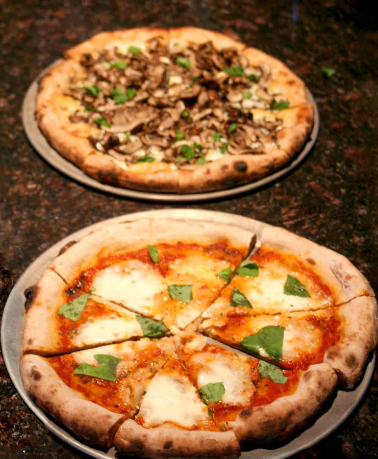 Leolo Pizza — Magic and Mimi pies, hand-stretched artisan pizzas, Petaluma CA