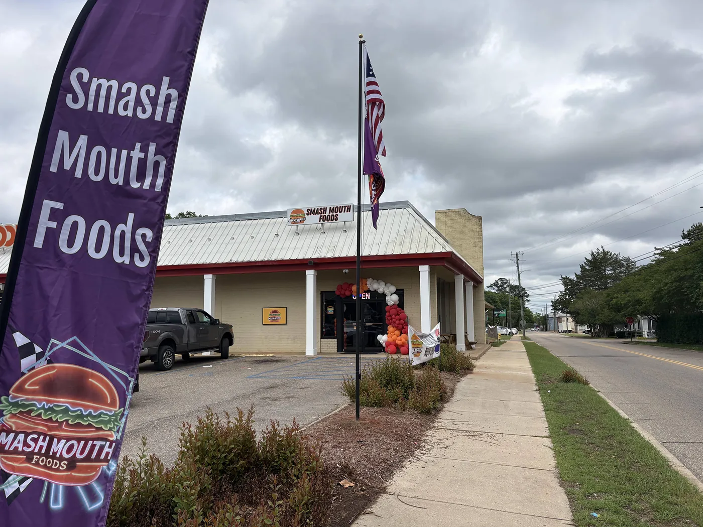 Smash Mouth Foods on Cedar Street in Greenville, Alabama