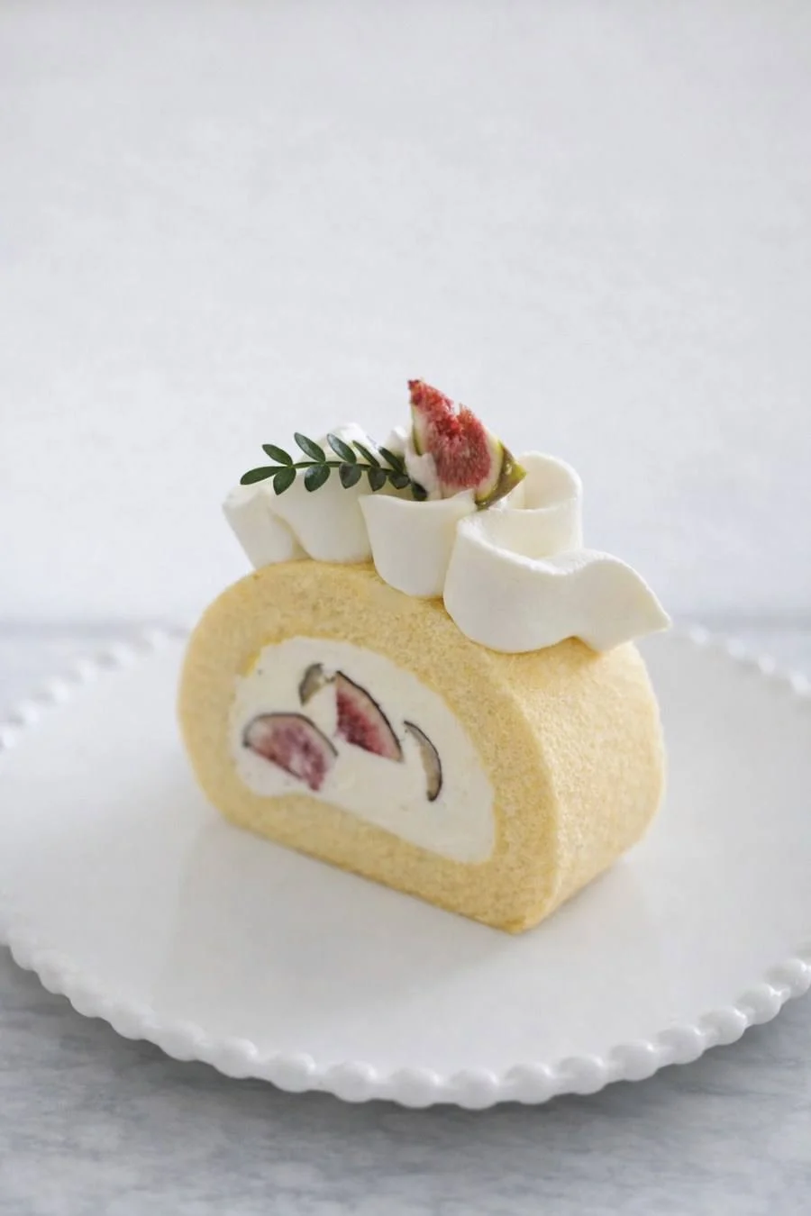 Milk Cream Roll